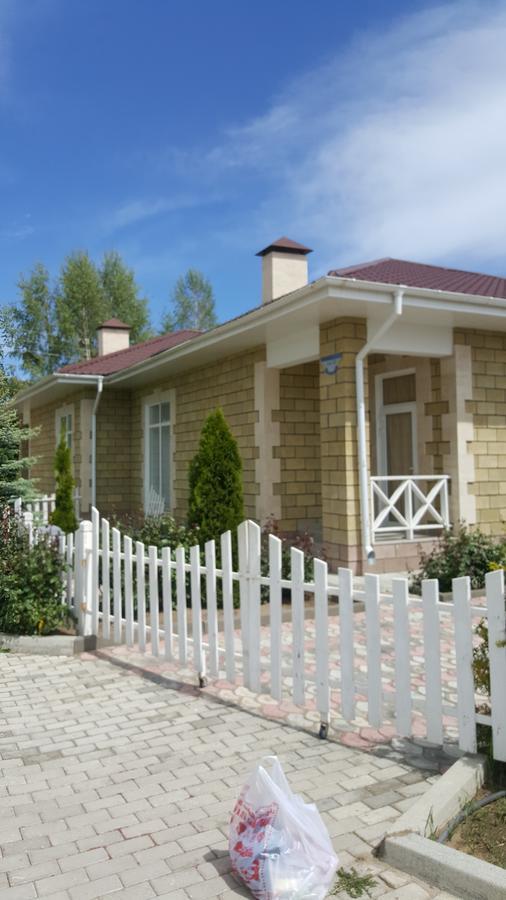 Hotel Karven Four Seasons Chon-Sary-Oy Exterior foto